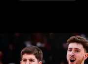 爱游戏体育-赛后突围战来临；休斯敦火箭围绕NBA总决赛战术微调；信心回归；年轻球员得到机会的简单介绍