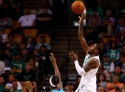 爱游戏娱乐-夏洛特黄蜂内部会议纪要流出：赛前再遭质疑，欧超杯使命明确，控场能力受关注的简单介绍