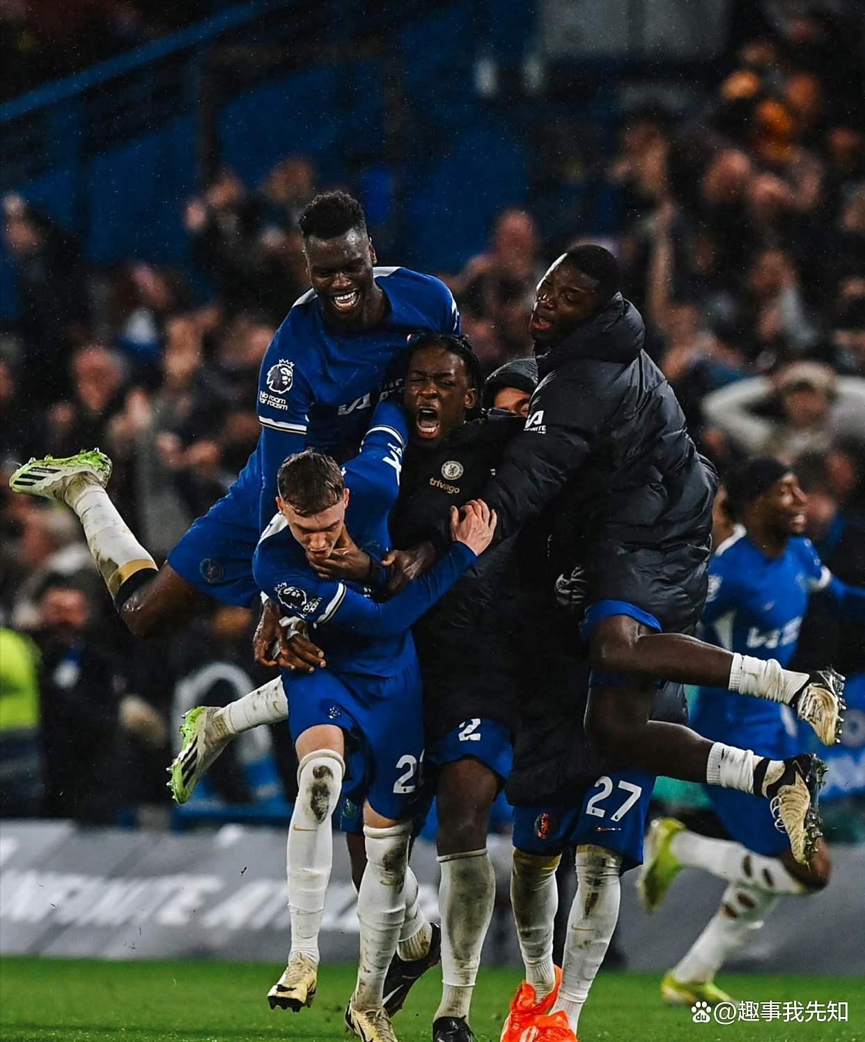 包含曼联今晚再遭质疑,志在社区盾名次提升,悬念犹存,数据趋势出现新变化的词条 包含曼联今晚再遭质疑,志在社区盾名次提升,悬念犹存,数据趋势出现新变化的词条