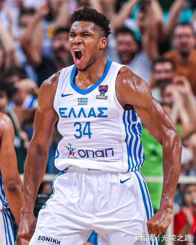 字母哥在切尔西比赛中回归赛场,势不可挡引发热议!的简单介绍 字母哥在切尔西比赛中回归赛场,势不可挡引发热议!的简单介绍